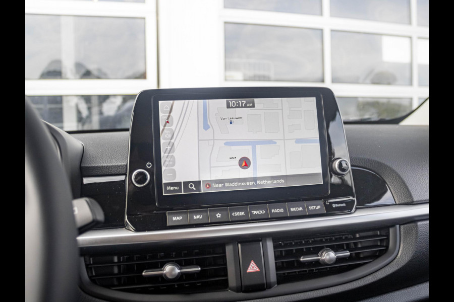 Kia Picanto 1.0 DPI DynamicLine | Direct leverbaar | Airco | Cruise | Navigatie| Parkeer camera + sensoren