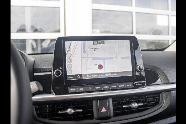 Kia Picanto 1.0 DPI DynamicLine | Direct leverbaar | Airco | Cruise | Navigatie| Parkeer camera + sensoren