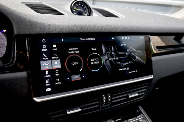 Porsche Cayenne Coupé 3.0 E-Hybrid 462pk | Panoramadak | Sport Chrono | 360 Camera | 21'' Velgen | Luchtvering | Stuurverwarming |  Stoel + Achterbankverwarming | LED Achterlichten donker |