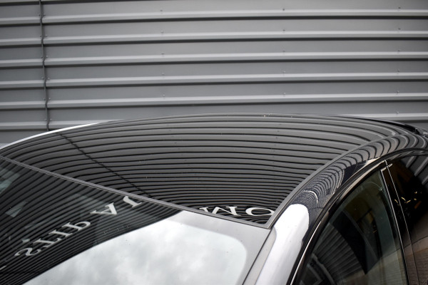 Porsche Cayenne Coupé 3.0 E-Hybrid 462pk | Panoramadak | Sport Chrono | 360 Camera | 21'' Velgen | Luchtvering | Stuurverwarming |  Stoel + Achterbankverwarming | LED Achterlichten donker |