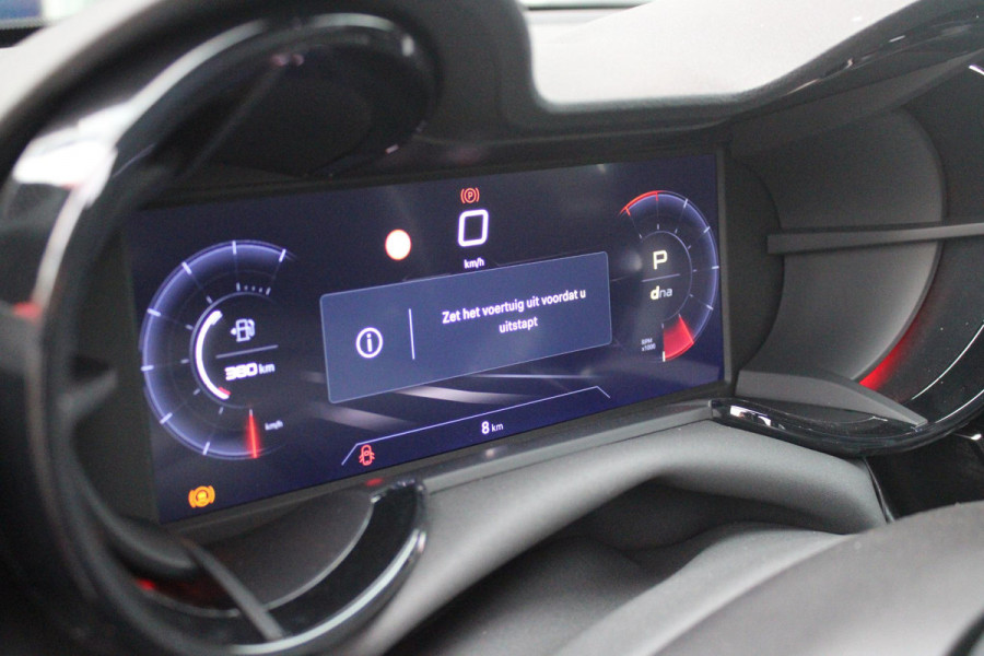 Alfa Romeo junior 1.2 Turbo 136PK Hybrid IBRIDA SPECIALE | PANORAMISCH SCHUIF/KANTEL DAK | SPORT PACK: SABELT SPORT STOELEN/ALCANTARA STUURWIEL | TECHNO PACK: LED MATRIX KOPLAMPEN/DRAADLOZE TELEFOONLADER/ACHTERUITRIJ CAMERA | VERWARMBARE VOORRUIT | 18" LICHTMETALEN VELGEN "PETALI" | DRAADLOZE APPLE CARPLAY/ANDROID AUTO | BRERA RED MET ZWART DAK | NAVIGATIE | STOEL VERWARMING | DODEHOEK DETECTIE | ELEKTRISCH BEDIENBARE ACHTERKLEP | KEYLESS ENTRY/START | ADAPTIVE CRUISE CONTROL |