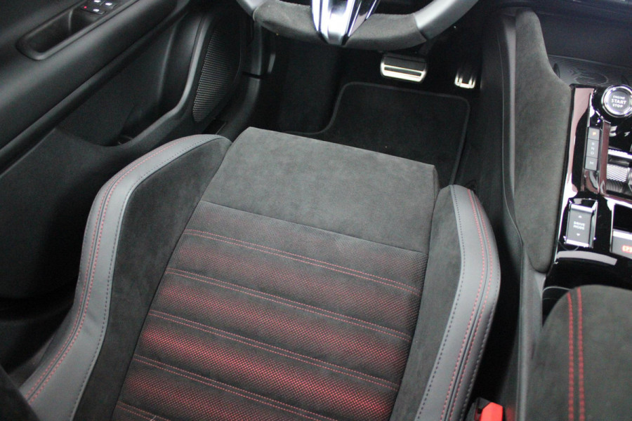 Alfa Romeo junior 1.2 Turbo 136PK Hybrid IBRIDA SPECIALE | PANORAMISCH SCHUIF/KANTEL DAK | SPORT PACK: SABELT SPORT STOELEN/ALCANTARA STUURWIEL | TECHNO PACK: LED MATRIX KOPLAMPEN/DRAADLOZE TELEFOONLADER/ACHTERUITRIJ CAMERA | VERWARMBARE VOORRUIT | 18" LICHTMETALEN VELGEN "PETALI" | DRAADLOZE APPLE CARPLAY/ANDROID AUTO | BRERA RED MET ZWART DAK | NAVIGATIE | STOEL VERWARMING | DODEHOEK DETECTIE | ELEKTRISCH BEDIENBARE ACHTERKLEP | KEYLESS ENTRY/START | ADAPTIVE CRUISE CONTROL |