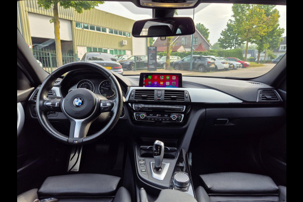 BMW 3 Serie Touring M Sport EX BTW Apple CarPlay Trekhaak Zwart LED Evo GR Navi 2e eigenaar Breedset M Velgen Garantie