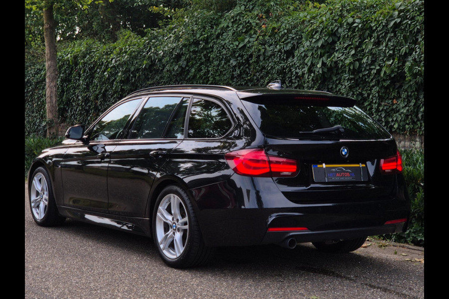 BMW 3 Serie Touring M Sport EX BTW Apple CarPlay Trekhaak Zwart LED Evo GR Navi 2e eigenaar Breedset M Velgen Garantie