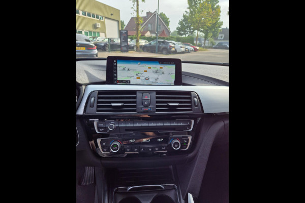 BMW 3 Serie Touring M Sport EX BTW Apple CarPlay Trekhaak Zwart LED Evo GR Navi 2e eigenaar Breedset M Velgen Garantie