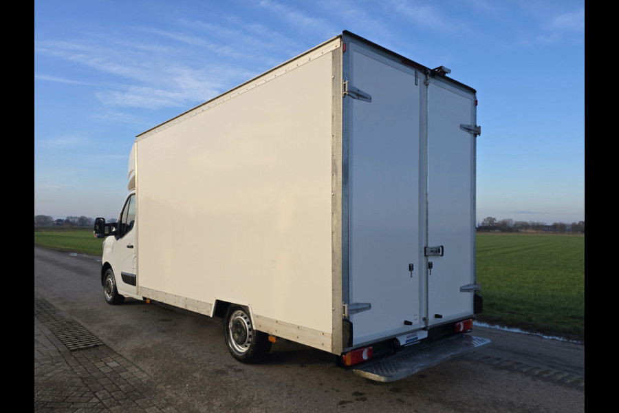 Renault Master T35 2.3 dCi LowLiner - 146 Pk - Euro 6 - Navi - Airco - Cruise Control - Bakwagen - Paardenwagen - Verkoopwagen