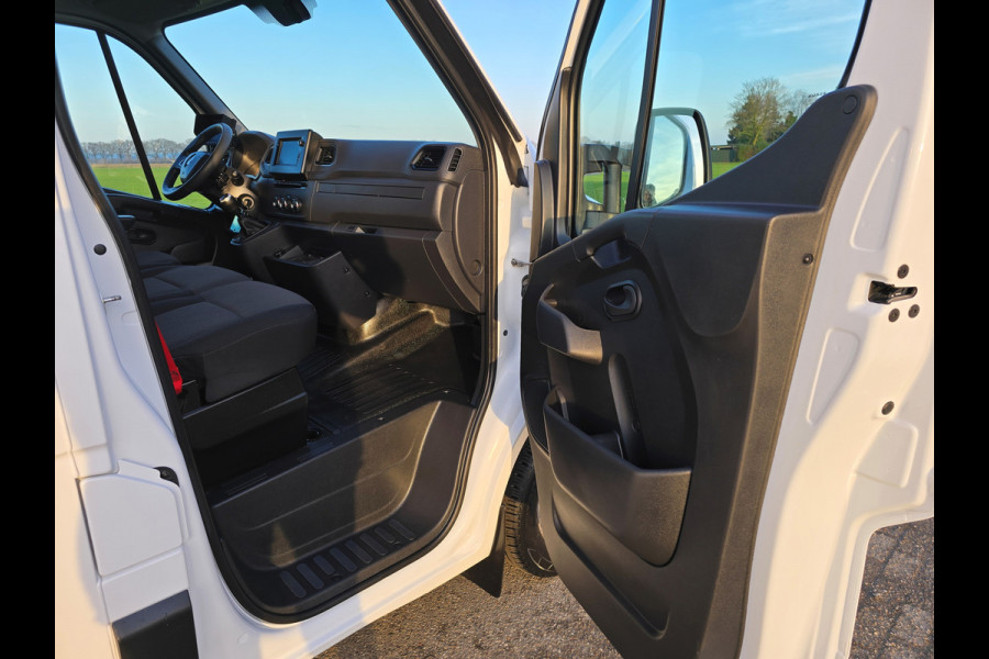 Renault Master T35 2.3 dCi LowLiner - 146 Pk - Euro 6 - Navi - Airco - Cruise Control - Bakwagen - Paardenwagen - Verkoopwagen