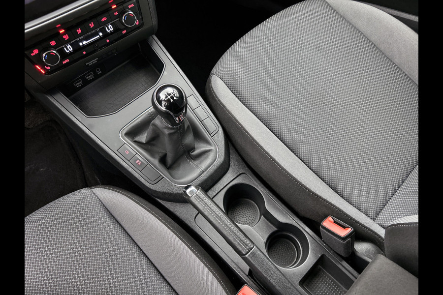 Seat Ibiza 1.0 MPI Reference (Goed OnderH, Carplay, StoelV, Navi, Parkeersensoren, Navi, Climate Con, Etc)