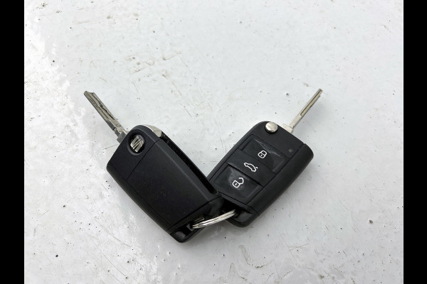 Seat Ibiza 1.0 MPI Reference (Goed OnderH, Carplay, StoelV, Navi, Parkeersensoren, Navi, Climate Con, Etc)