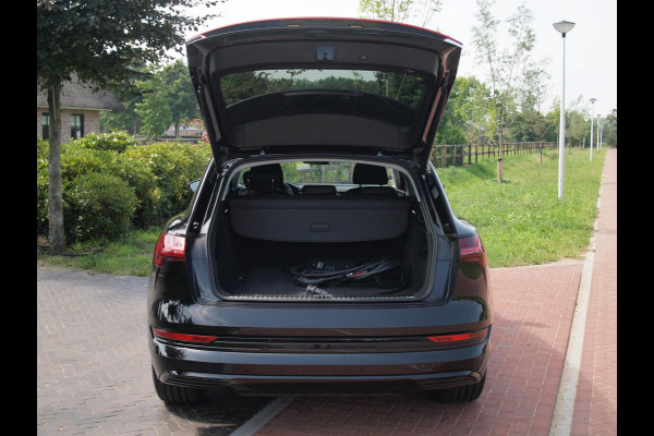 Audi e-tron 55 quattro Business edition 95 kWh |  Black Optiek | NL-Auto |