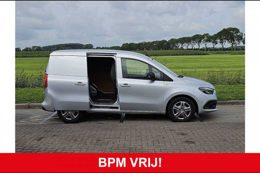 Mercedes-Benz Citan 110 CDI L2 3-Zits Mbux + Navi LED Automaat Airco Trekhaak Camera Pdc Euro6 1e Eigenaar Bumpers-Kleur!