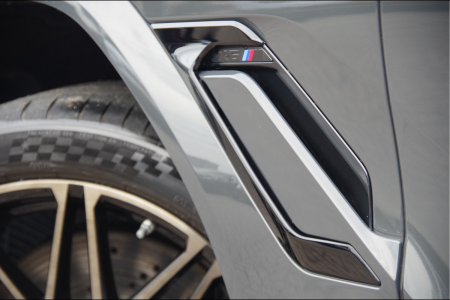 BMW X6 M - Competition LASERLIGHT, PANODAK, MEMORY, TREKHAAK, ALCANTARA HEMEL, SPORTSTOELEN, CARBON