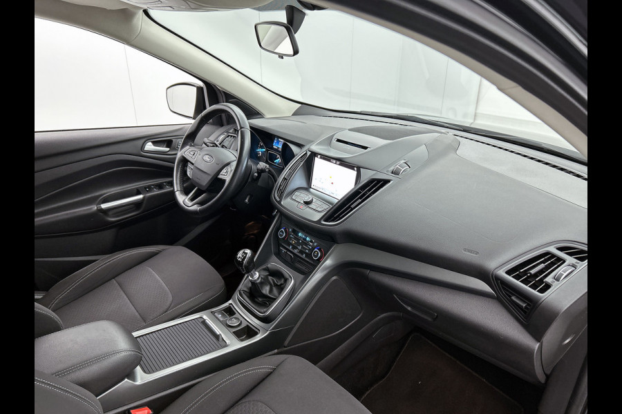 Ford Kuga 1.5 EcoBoost Titanium (NAVIGATIE, CLIMA, STUURBEDIENING, PARKEERSENSOREN, GOED ONDERHOUDEN)
