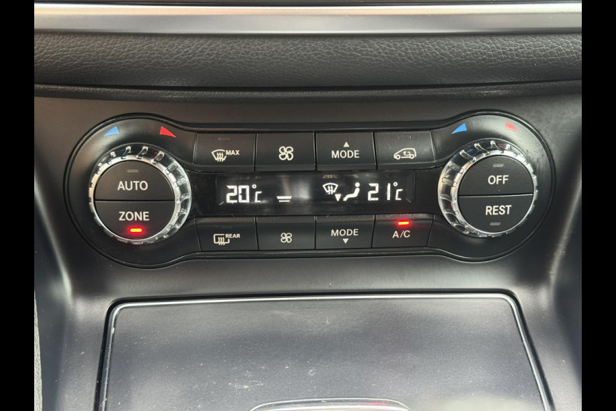 Mercedes-Benz GLA 180 AMG Trekhaak Camera+pdc Stoelverwarming Elektrische a-klep Cruise Keyless Led