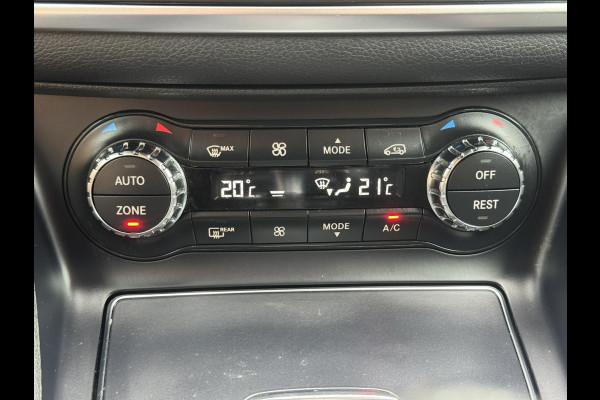Mercedes-Benz GLA 180 AMG Trekhaak Camera+pdc Stoelverwarming Elektrische a-klep Cruise Keyless Led