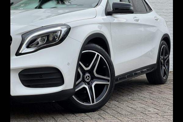 Mercedes-Benz GLA 180 AMG Trekhaak Camera+pdc Stoelverwarming Elektrische a-klep Cruise Keyless Led