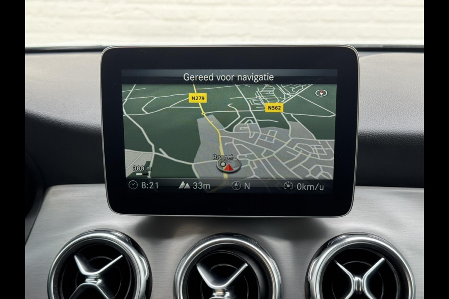 Mercedes-Benz GLA 180 AMG Trekhaak Camera+pdc Stoelverwarming Elektrische a-klep Cruise Keyless Led