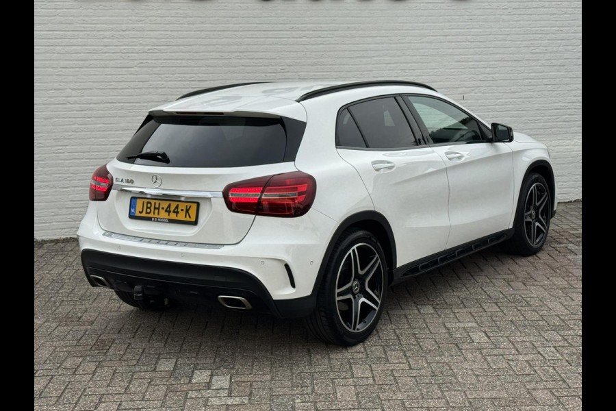 Mercedes-Benz GLA 180 AMG Trekhaak Camera+pdc Stoelverwarming Elektrische a-klep Cruise Keyless Led