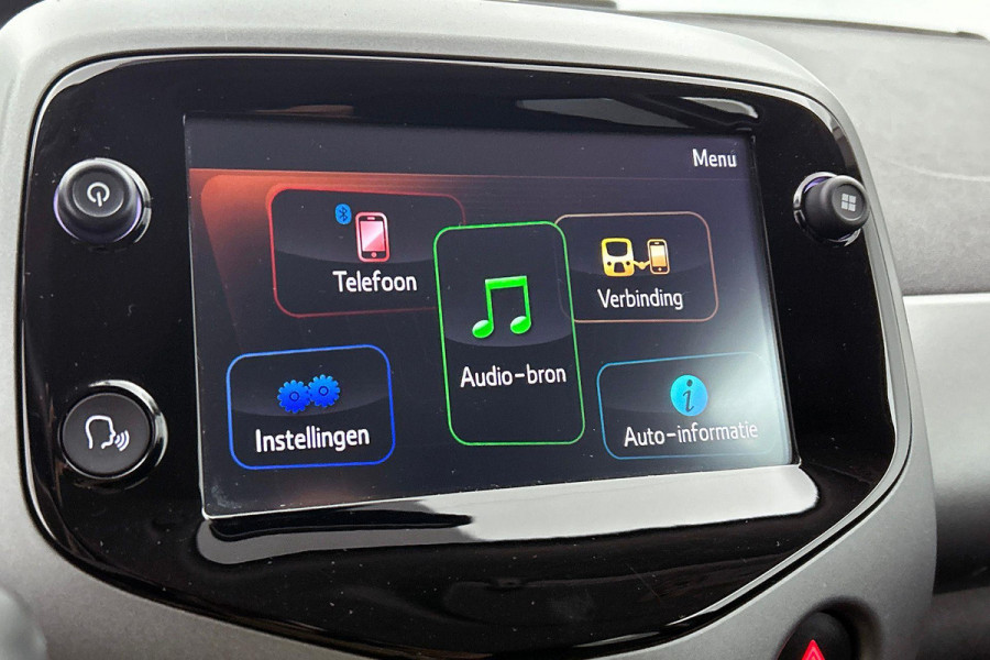 Toyota Aygo 1.0 VVT-i x-joy(NL-auto, Goed OnderH, Automatische Airco, Camera, Parkeersensoren, Etc)