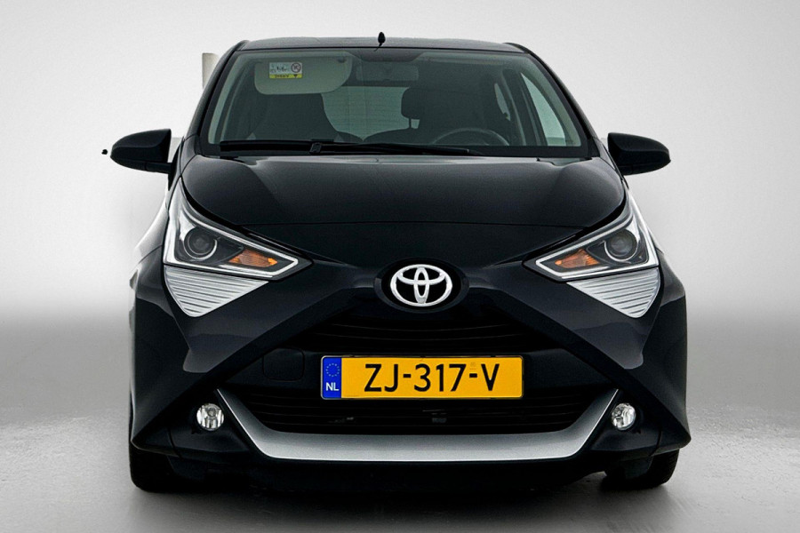 Toyota Aygo 1.0 VVT-i x-joy(NL-auto, Goed OnderH, Automatische Airco, Camera, Parkeersensoren, Etc)