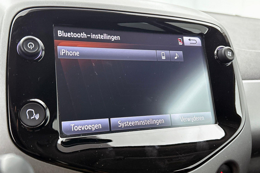 Toyota Aygo 1.0 VVT-i x-joy(NL-auto, Goed OnderH, Automatische Airco, Camera, Parkeersensoren, Etc)