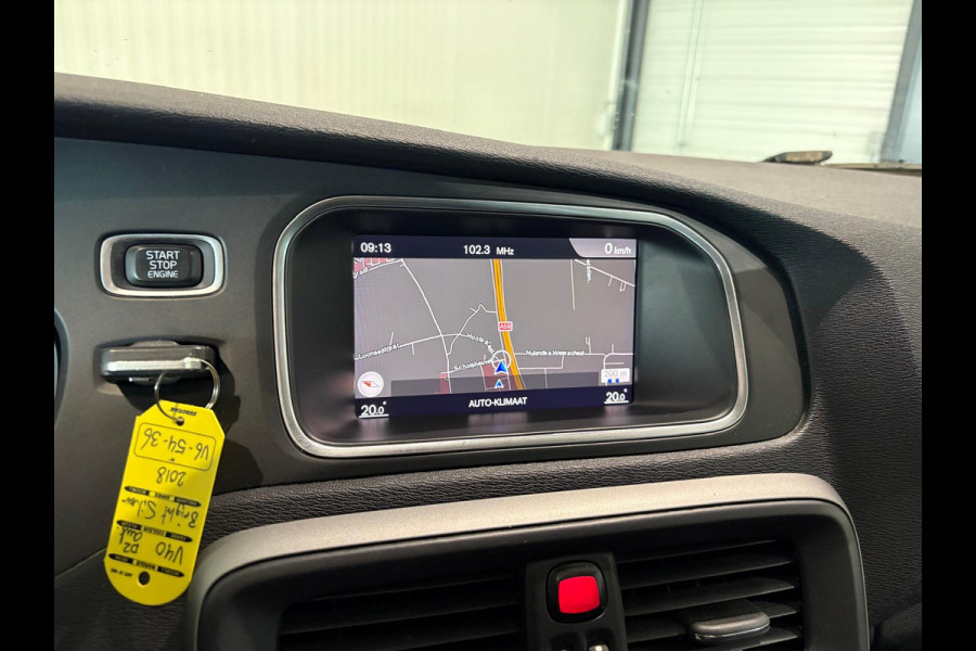 Volvo V40 D2 Aut. Business Parkeersensor Navigatie 120pk