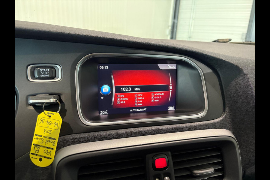 Volvo V40 D2 Aut. Business Parkeersensor Navigatie 120pk