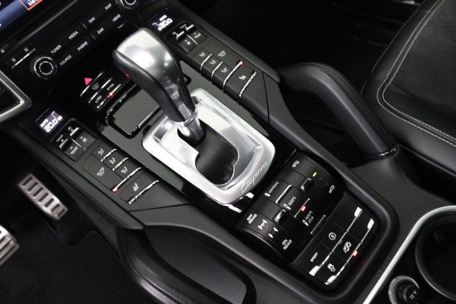 Porsche Cayenne 3.6 GTS | 441PK | CARPLAY| BURMESTER | SPORTCHRONO | GOED ONDERH | 360° CAM | LUCHTVERING | MATRIX | STOELV V+A