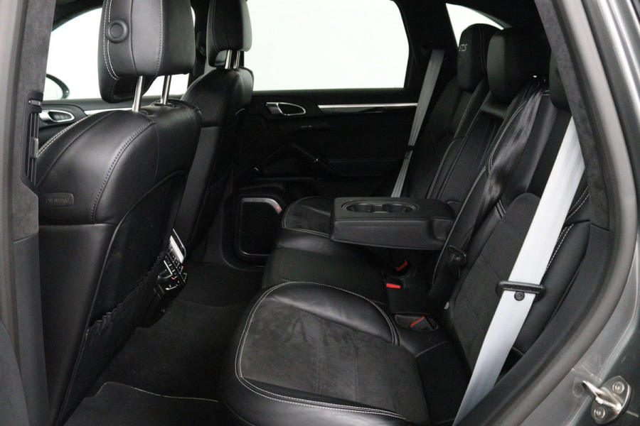 Porsche Cayenne 3.6 GTS | 441PK | CARPLAY| BURMESTER | SPORTCHRONO | GOED ONDERH | 360° CAM | LUCHTVERING | MATRIX | STOELV V+A