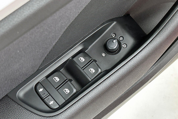Audi A3 Sportback 30 TFSI Pro Line OPRUIMPRIJS!! | Automaat | NL-Auto | 1e eig | Goed onderH | Add Cruise Cont | Parkeerhulp | ETC