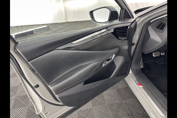 DS DS 4 1.6 PureTech Performance Line (INCL-BTW) Aut. *PANO | LEATHER-MICROFIBRE | FULL-LED | HEATED-SPORTSEATS | DIGI-COCKPIT | KEYLESS | CAMERA | LANE-ASSIST | CARPLAY | ECC | SHIFT-PADDLES | PDC | TOWBAR | 19''ALU*