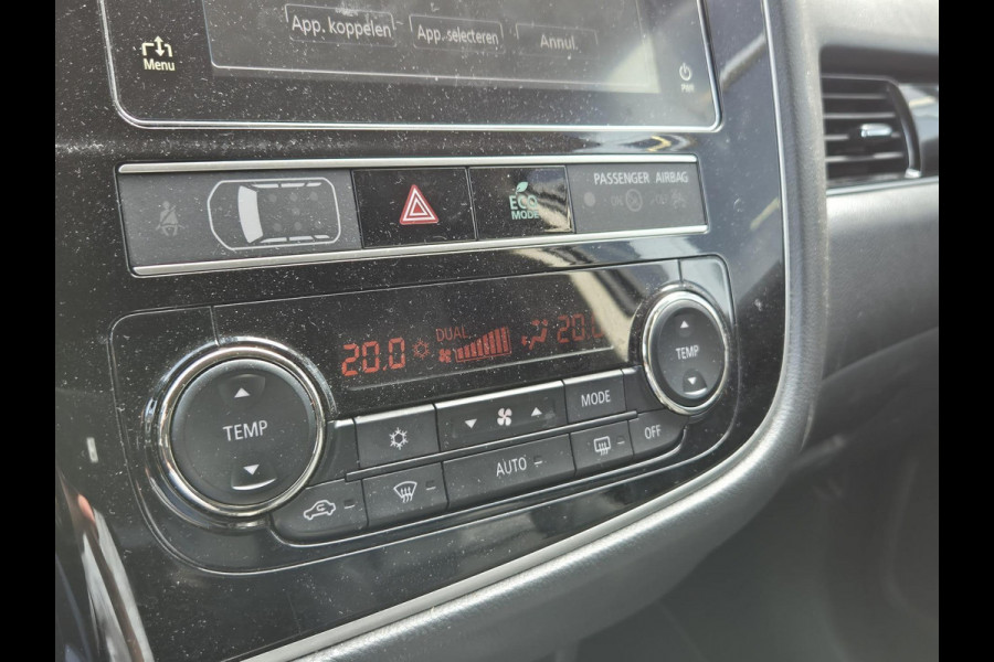 Mitsubishi Outlander 2.4 PHEV Pure