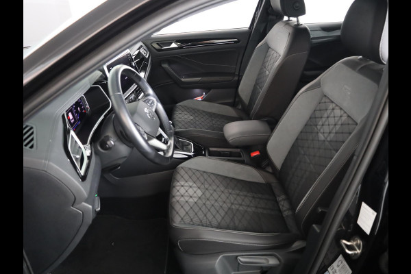 Volkswagen T-Roc 1.5 TSI R-Line Business 150 pk Automaat (DSG) | Verlengde garantie | Navigatie | Parkeersensoren (Park assist) | Achteruitrijcamera | Keyless pakket | Adaptieve cruise control |