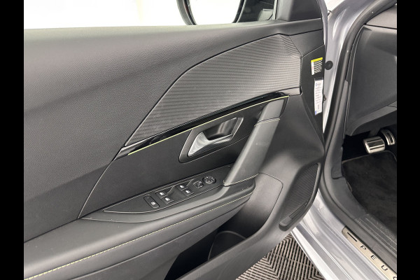 Peugeot e-208 EV GT-Line 350 50 kWh (INCL-BTW) *PANO | FULL-LED | DIGI-COCKPIT | BLINDSPOT | CAMERA | LEATHER-ALCANTARA | AMBIENT-LIGHT | NAVI-FULLMAP | LANE-ASSIST | KEYLESS | DAB | CCS-FASTLOADER | HEATED-SPORTSEATS | 17"ALU