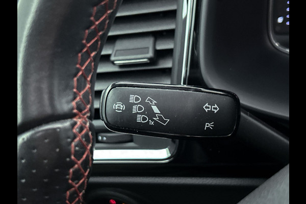 Seat Ateca 1.5 TSI FR Business Intense Automaat (PANORAMADAK, DIGITALE COCKPIT, CARPLAY, NAVIGATIE, 1e EIGENAAR, GOED ONDERHOUDEN)