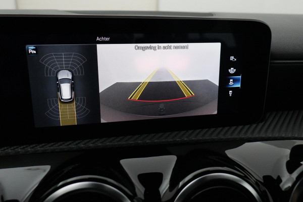 Mercedes-Benz CLA-Klasse Shooting Brake 200 Business Solution Automaat (NAVIGATIE, CAMERA, PDC, GOED ONDERHOUDEN, 1e EIGENAAR)