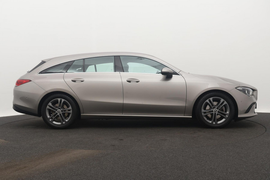 Mercedes-Benz CLA-Klasse Shooting Brake 200 Business Solution Automaat (NAVIGATIE, CAMERA, PDC, GOED ONDERHOUDEN, 1e EIGENAAR)