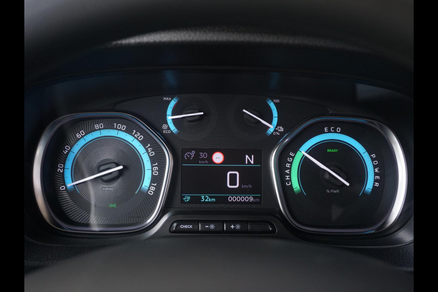 Peugeot e-Expert L3 75 kWh | camera | navi incl. Apple Carplay | betimmering | sidebars | backbar | Comfort tussenschot | e-Call pakket | rijklaarprijs