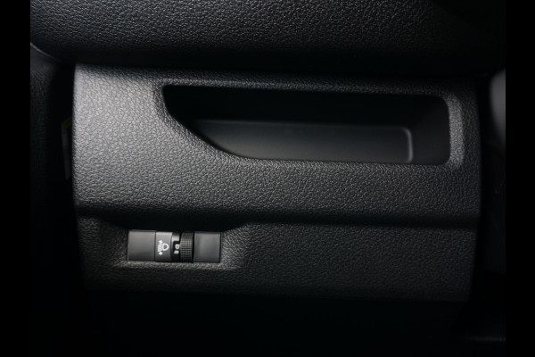Peugeot e-Expert L3 75 kWh | camera | navi incl. Apple Carplay | betimmering | sidebars | backbar | Comfort tussenschot | e-Call pakket | rijklaarprijs