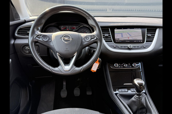 Opel Grandland X 1.2 Turbo 120 Jaar Edition 1e Eigenaar,Navi,Trekhaak,131pk,Dealer Onderhouden,Clima,Cruise,Pdc,6 Bak,Lm velgen,Apk tot 02-2027
