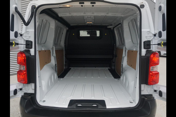 Peugeot e-Expert L2 75 kWh | 0% rente | Navi incl. Apple Carplay | camera | parkeersensoren voor & achter | dodehoekwaarschuwing | rijklaarprijs