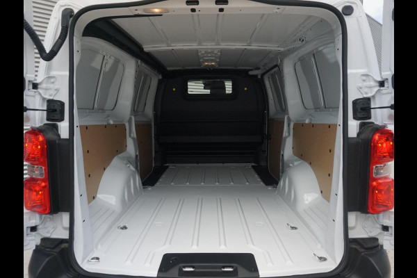 Peugeot e-Expert L3 75 kWh | 8 jaar garantie | navi incl. Apple Carplay | camera | parkeersensoren voor & achter | dodehoekwaarschuwing | rijklaarprijs