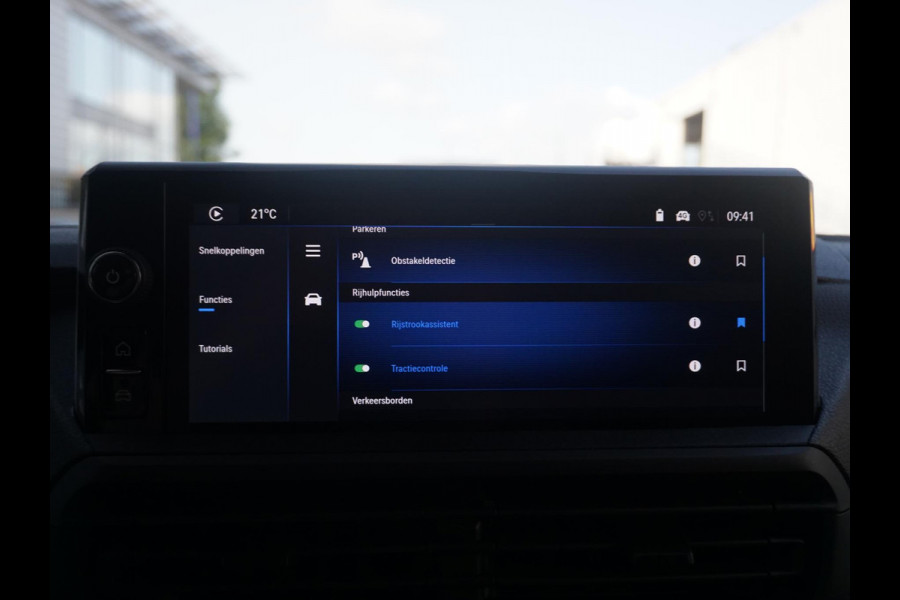 Opel Vivaro Electric L3 75 kWh | 0% rente | Apple Carplay | camera | parkeersensoren voor & achter | dodehoekwaarschuwing | Comfort tussenschot