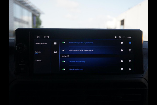 Opel Vivaro Electric L3 75 kWh | 0% rente | Apple Carplay | camera | parkeersensoren voor & achter | dodehoekwaarschuwing | Comfort tussenschot