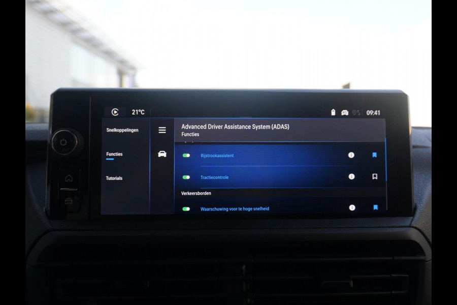 Opel Vivaro Electric L3 75 kWh | 0% rente | Apple Carplay | camera | parkeersensoren voor & achter | dodehoekwaarschuwing | Comfort tussenschot