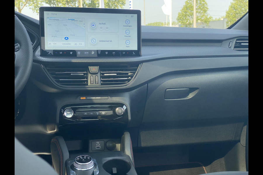 Ford Kuga 2.5 PHEV ST-Line X | Wegklapbare trekhaak | Panoramadak | Winter Pack | Head up Display | All season banden