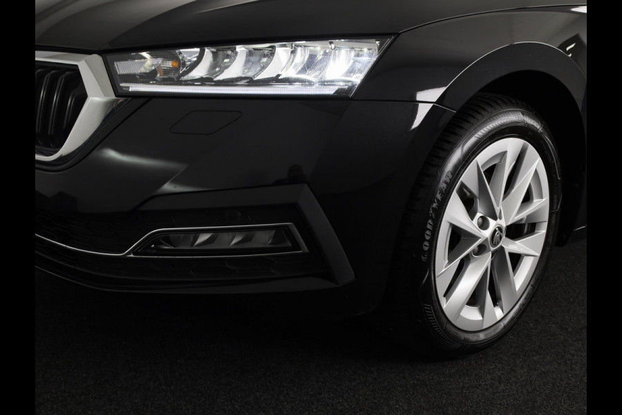Škoda Octavia Combi 1.0 e-TSI Business Edition Plus 110 pk Automaat (DSG) | Verlengde garantie | Navigatie | Parkeersensoren | Adaptieve cruise control | Autom. airco (3 zones) |