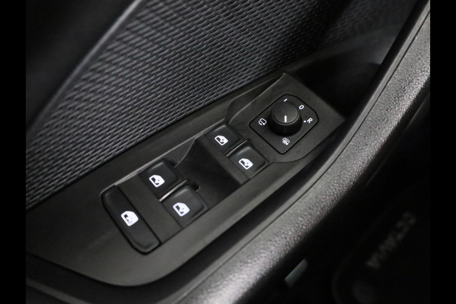 Škoda Octavia Combi 1.0 e-TSI Business Edition Plus 110 pk Automaat (DSG) | Verlengde garantie | Navigatie | Parkeersensoren | Adaptieve cruise control | Autom. airco (3 zones) |