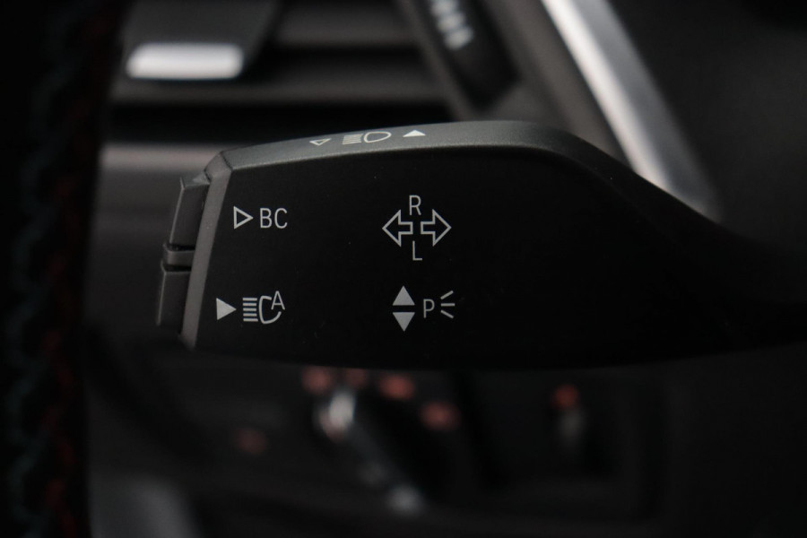 BMW 2 Serie Coupé M2 DCT Competition(Dealer OnderH, Carplay, M performance Remmen, StoelV, Harman/ Kardon, Lane Assist, Etc)