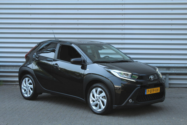 Toyota Aygo X 1.0 VVT-i 73pk MT first NL-Auto NAP Clima Cruise Carplay Camera 17"LMV